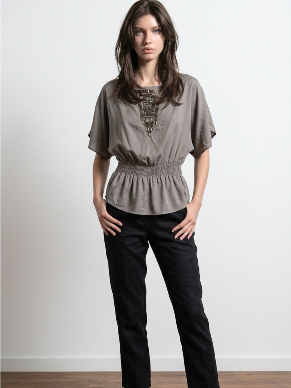 Calvin Klein Taupe Smocked Waist Top Women’s Y2K Short Sleeve Embellished Neck